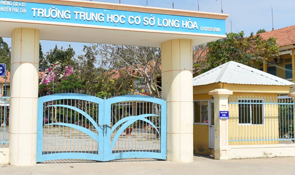 Tin nhanh - Sự thật về vụ nữ sinh lớp 7 bị thầy giáo đánh vẹo cột sống