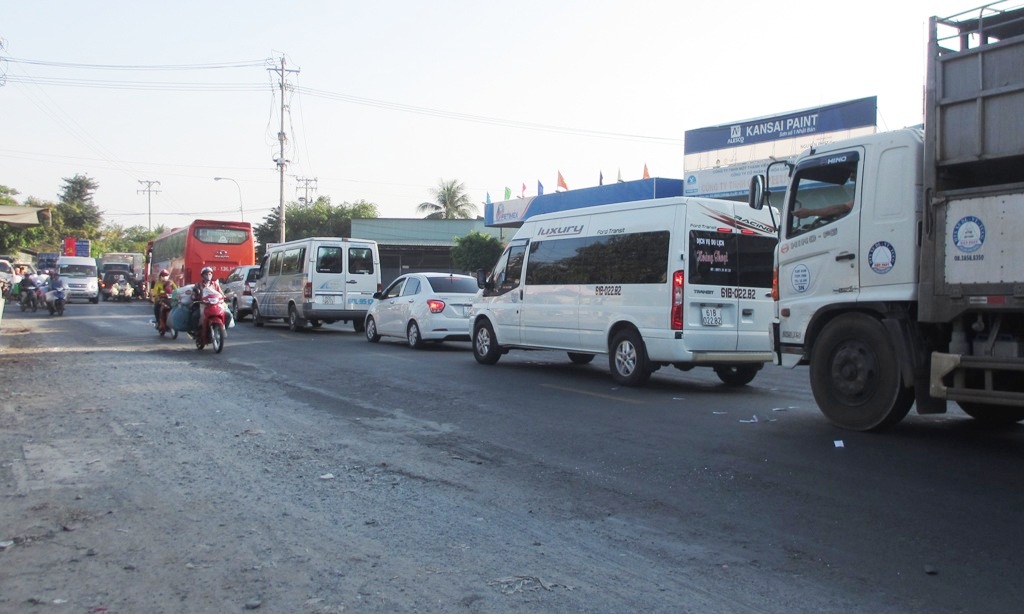 An ninh - Hình sự - Xử lý “cò dẫn xe” qua phà Vàm Cống gây mất an ninh trật tự