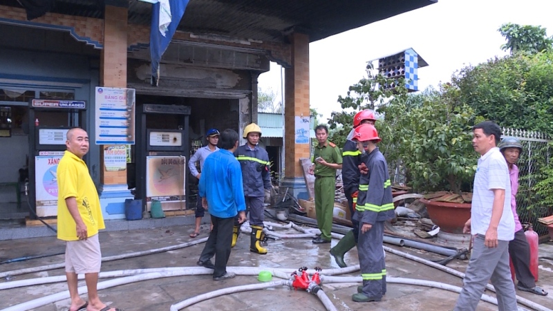 Tin nhanh - Vĩnh Long: Cây xăng của ông chủ 49 tuổi phát hỏa, cư dân hoảng loạn (Hình 3).