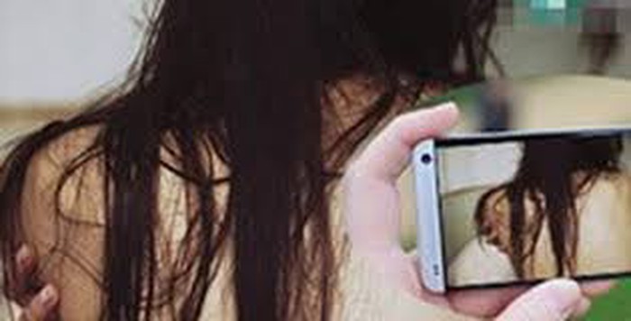 An ninh - Hình sự - Nóng: Tạm giữ người đàn ông quay cảnh “nóng” tống tiền phụ nữ có chồng