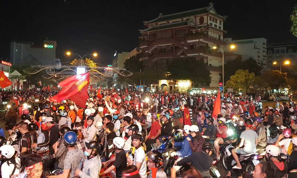 Tin nhanh - Hóa trang thành Tôn Ngộ Không xuống đường ăn mừng U22 Việt Nam vô địch SEA Games 30  (Hình 6).