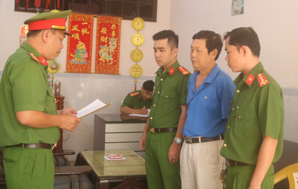 An ninh - Hình sự - Gây thất thoát trên 4 tỷ đồng, 2 bị can liên quan vụ lợi dụng chế độ chính sách bị khởi tố (Hình 2).