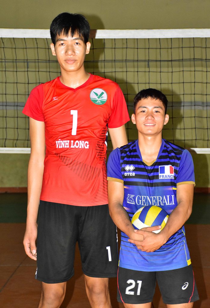 Thể thao - Nam vận động viên bóng chuyền 18 tuổi cao nhất Việt Nam là ai?