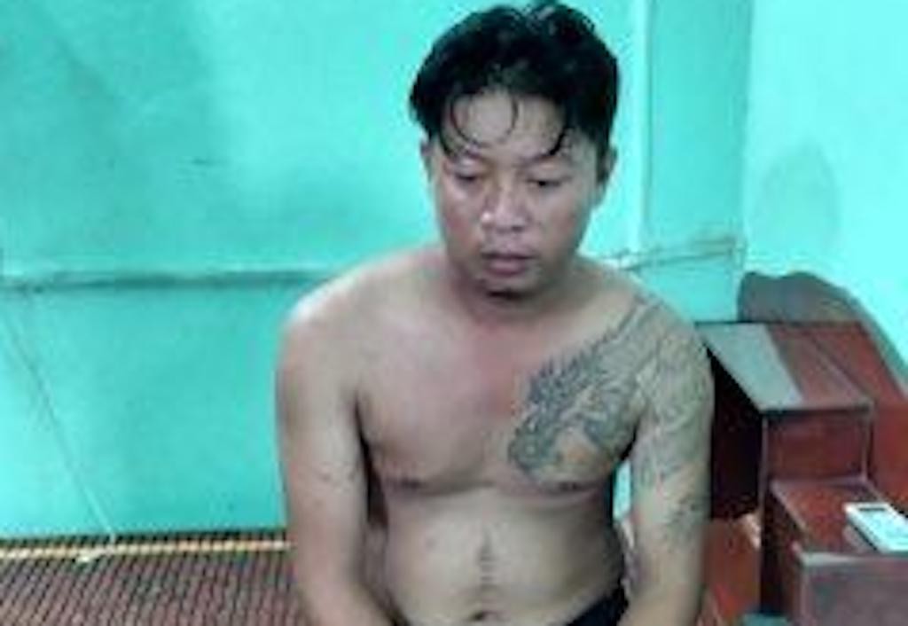 An ninh - Hình sự - Tạm giữ hình sự đối tượng xăm trổ giết người do mâu thuẫn ăn nhậu