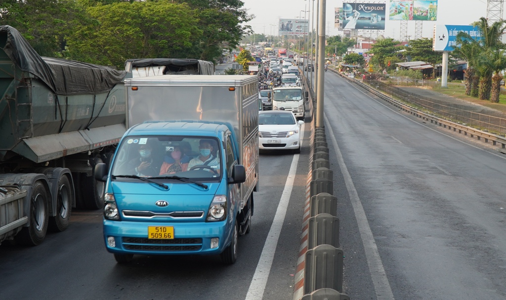 Dân sinh - Gian nan đường về miền Tây đón Tết (Hình 13).