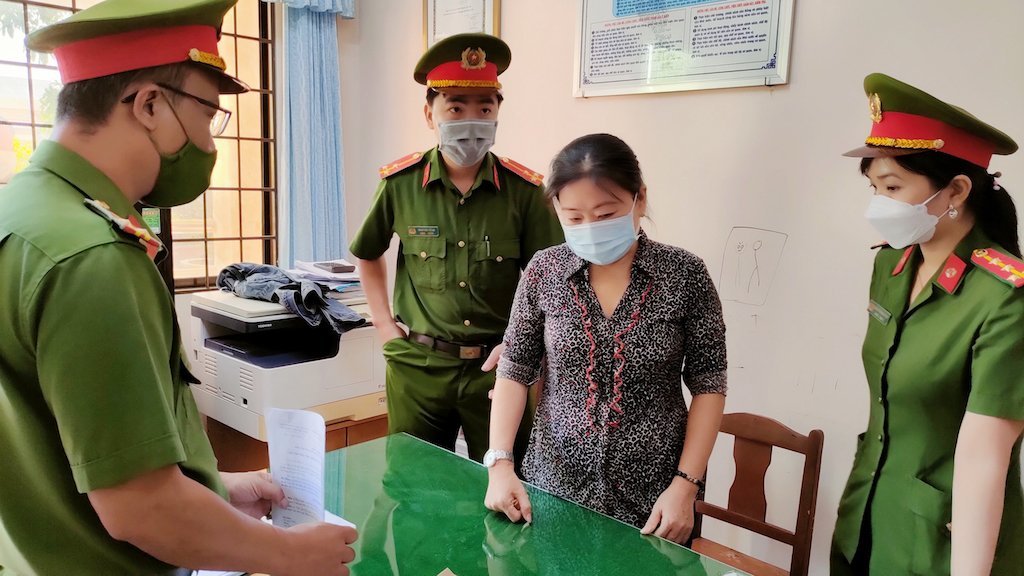 An ninh - Hình sự - Trà Vinh: Bắt giam nguyên Phó, Trưởng phòng LĐ-TB-XH tham ô