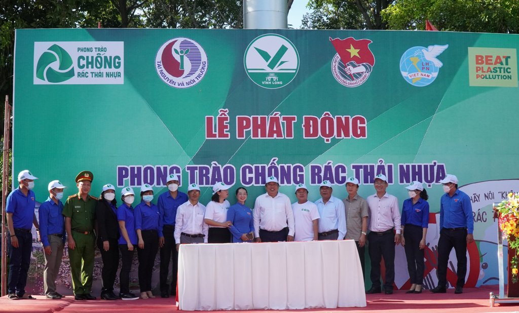 Sự kiện - Vĩnh Long: Tỉnh đoàn phát động phong trào chống rác thải nhựa