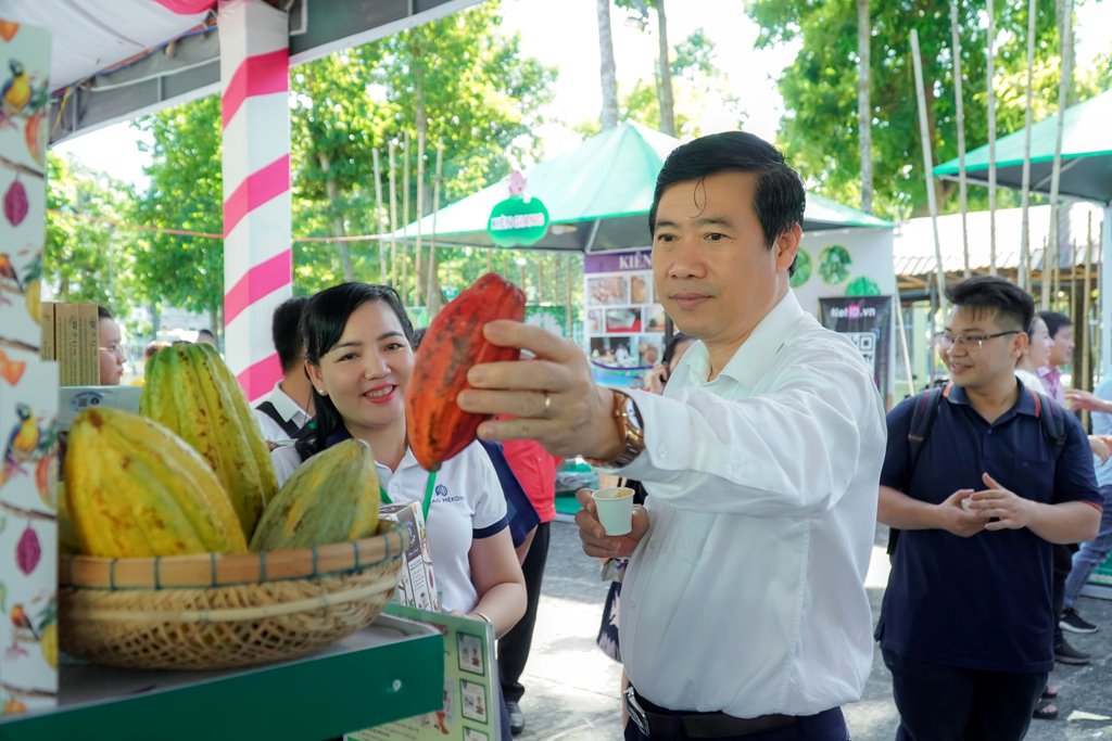 Tiêu dùng & Dư luận - Triển lãm các sản phẩm nông nghiệp thu hút trên 200 doanh nghiệp