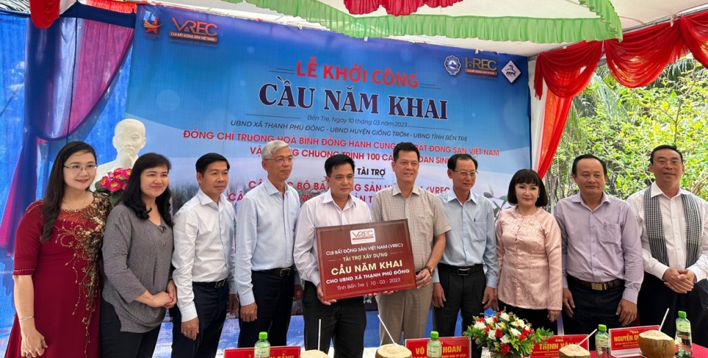 Sự kiện - Khởi công cầu từ thiện do nguyên Phó Thủ tướng Trương Hòa Bình vận động