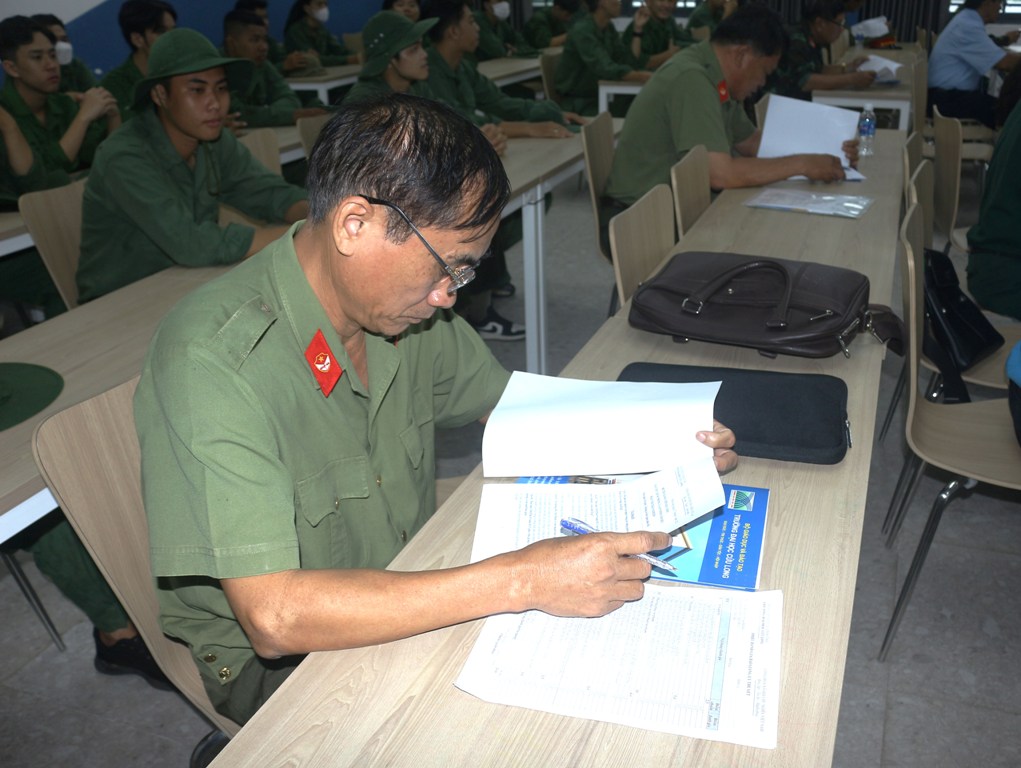 Giáo dục - Trường ĐH Cửu Long tổ chức Hội thi giảng viên dạy giỏi môn Giáo dục quốc phòng và an ninh (Hình 4).