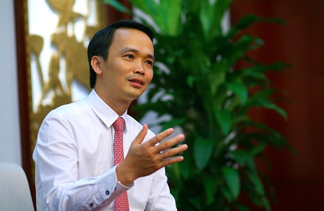 Tài chính - Ngân hàng - Con đường làm giàu của ông Trịnh Văn Quyết: Từ cậu sinh viên nghèo không có xe đạp đến ông chủ hãng hàng không Bamboo Airways (Hình 2).