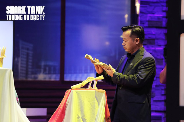 Đầu tư - 'Người đàn bà câm làm guốc' và màn gọi vốn ngoạn mục tại Shark Tank Việt Nam (Hình 4).