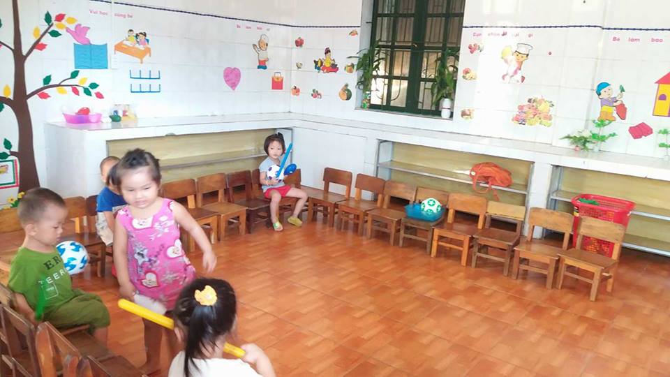 Xã hội - Tréo ngoe, sau khai giảng phụ huynh phải nghỉ việc ở nhà trông con