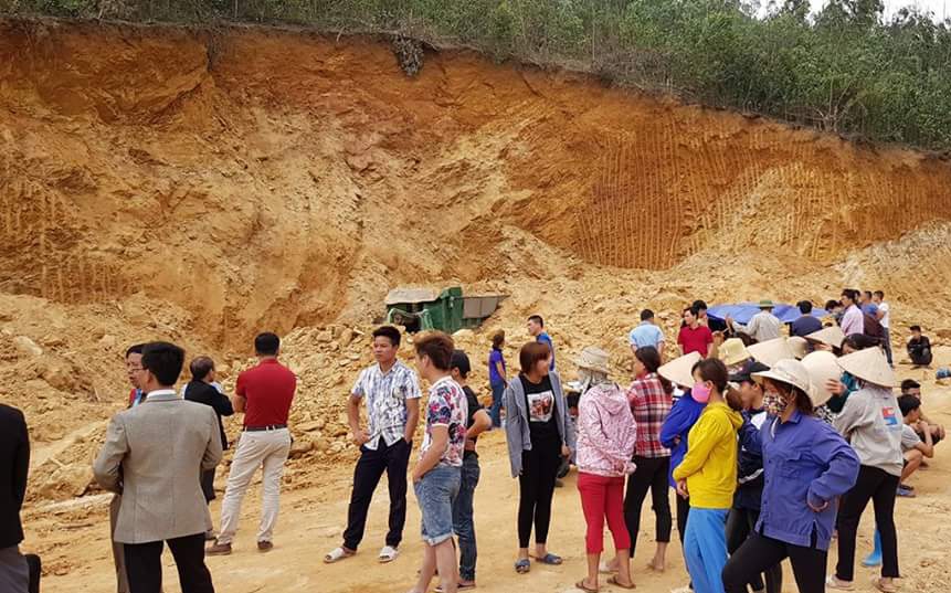 Hà Nội: Có sai phạm trong quản lý dẫn đến lở núi ở Quốc Oai, 1 người chết