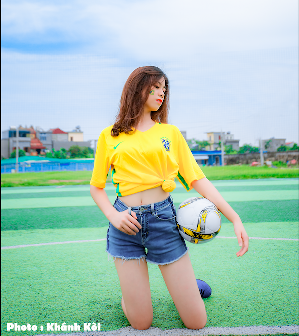 Hot girl Nam Định nóng bỏng bên sân cỏ hưởng ứng World Cup 2018 (Hình 7).