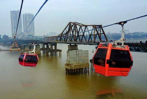 Tin nhanh - Sở GTVT Hà Nội trả lời về đề xuất làm cáp treo vượt sông Hồng