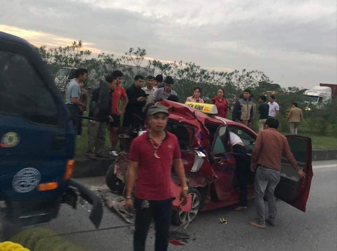 Tin nhanh - Tai nạn liên hoàn trên cao tốc Hà Nội – Thái Nguyên, nhiều người bị thương