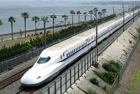 Tin nhanh - Hơn 58,7 tỷ USD l&agrave;m đường sắt cao tốc Bắc &ndash; Nam c&oacute; &aacute;p lực l&ecirc;n nợ c&ocirc;ng?