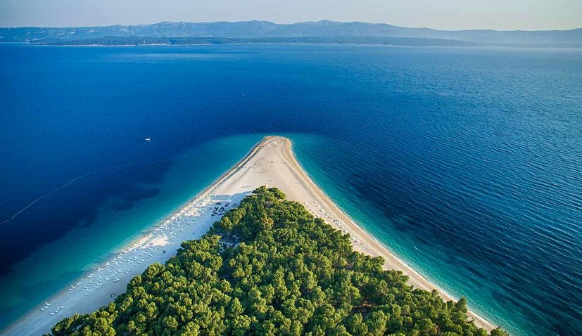 Ch&ugrave;m ảnh: Những b&atilde;i biển đẹp m&ecirc; hồn của Croatia (H&igrave;nh 3).