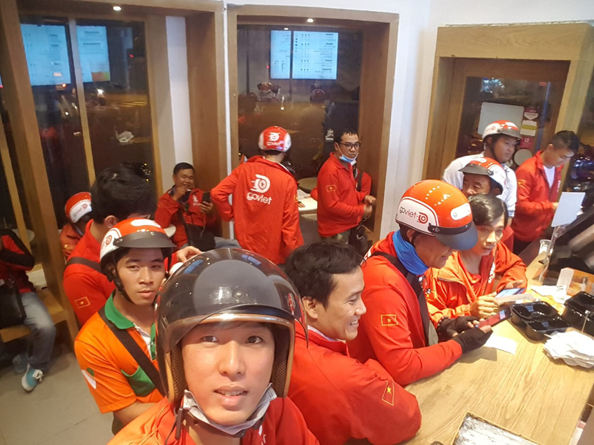 Tiêu dùng & Dư luận - Thị trường giao nhận đồ ăn: Cuộc chiến không khoan nhượng của Grab và GoViet (Hình 3).