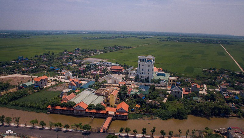 Bất động sản - Chủ nhân tòa lâu đài có hẳn sân đỗ trực thăng ở Thái Bình là ai?