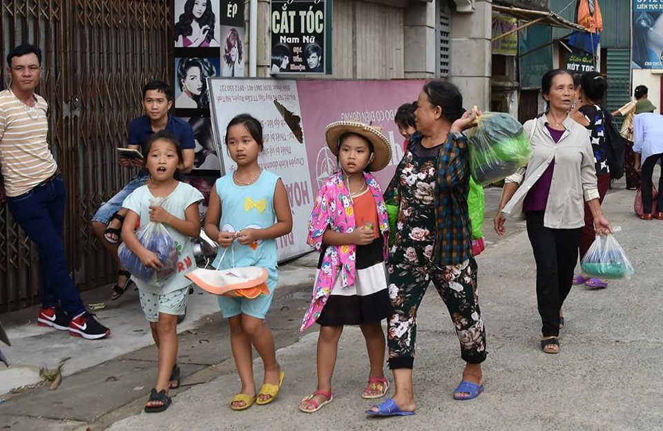 Xã hội - Phó Thủ tướng về Hà Tĩnh chỉ đạo chống 'siêu bão': Khẩn trương di dời dân (Hình 7).