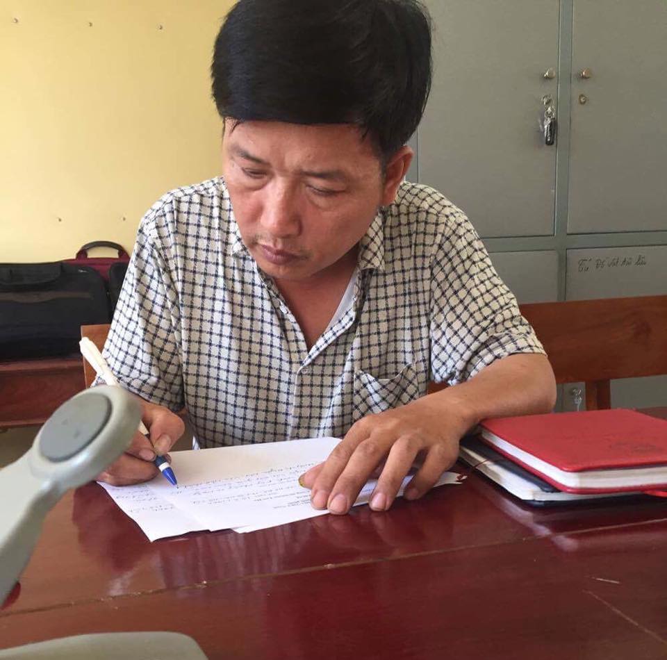 Pháp luật - Hà Tĩnh: Đến sửa đồng hồ, bé gái 12 tuổi bị chủ cửa hàng dâm ô