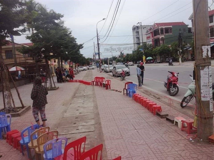 Thể thao - Nóng trước trận chung kết bóng chuyền VTV Cup: Dân đặt gạch chờ mua vé