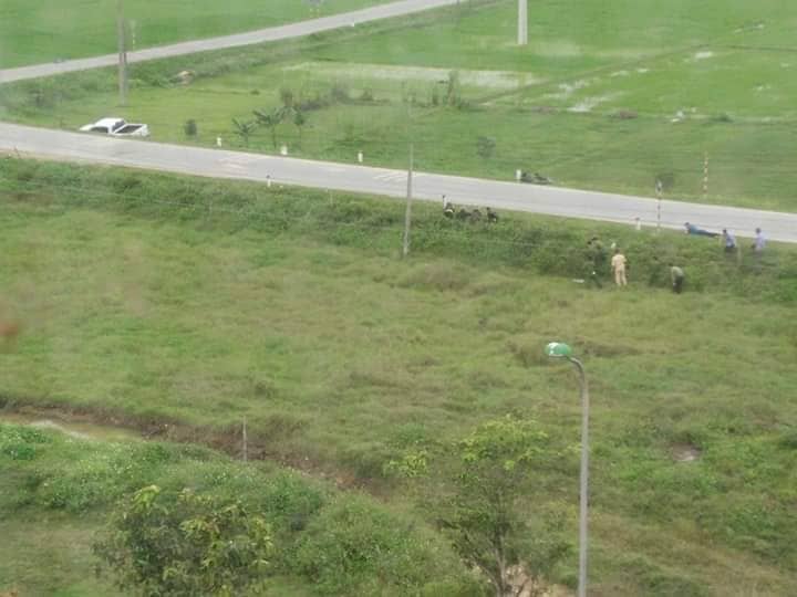 An ninh - Hình sự - Nóng: Hàng trăm cảnh sát đang vây ráp nhóm đối tượng buôn ma túy ôm súng cố thủ (Hình 3).