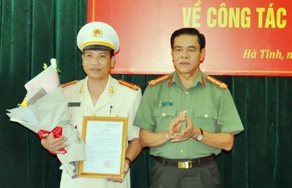 Tin nhanh - Chân dung tân Trưởng phòng Cảnh sát Cơ động công an Hà Tĩnh