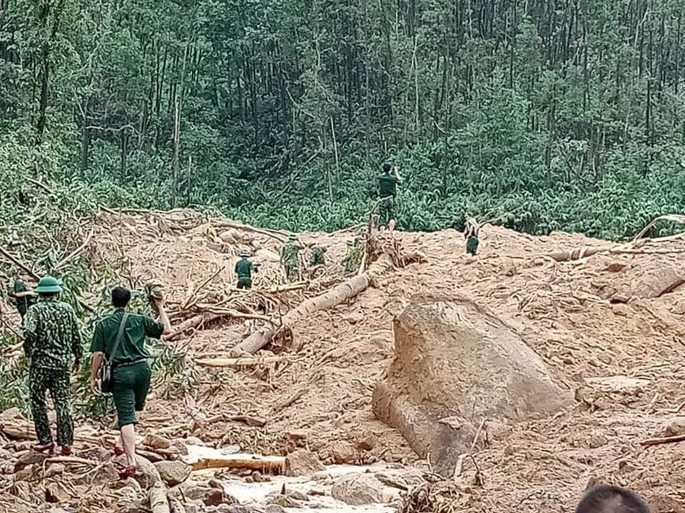 Tin nhanh - Xúc động bài thơ gọi tìm đồng đội ở hiện trường thủy điện Rào Trăng 3 (Hình 4).