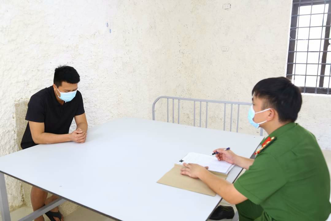 An ninh - Hình sự - Hà Tĩnh: Triệt phá đường dây cá độ giải EURO, bắt 11 đối tượng