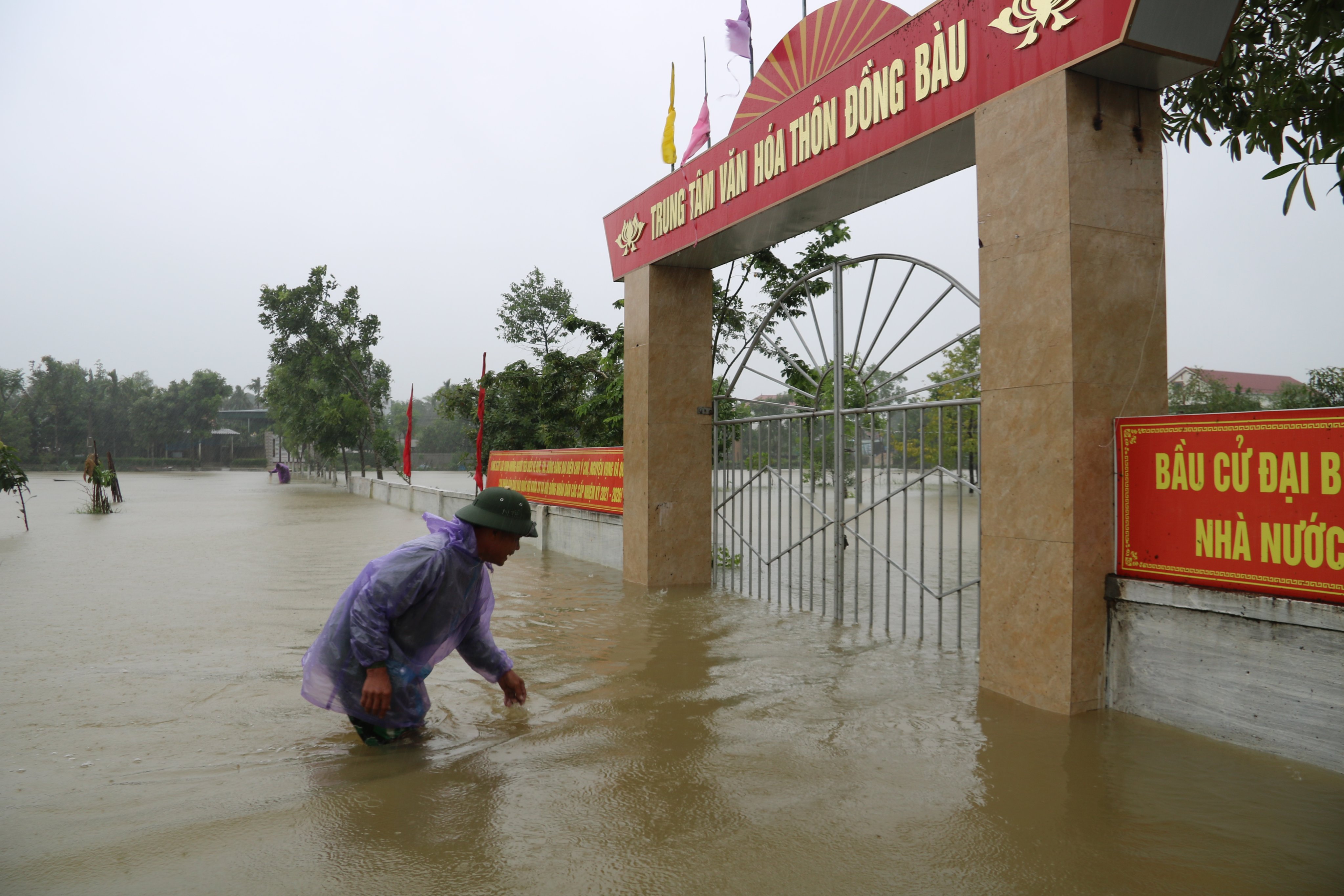 Dân sinh - Một số vùng hạ du hồ Kẻ Gỗ ngập sâu, sẵn sàng phương án di dời dân (Hình 2).