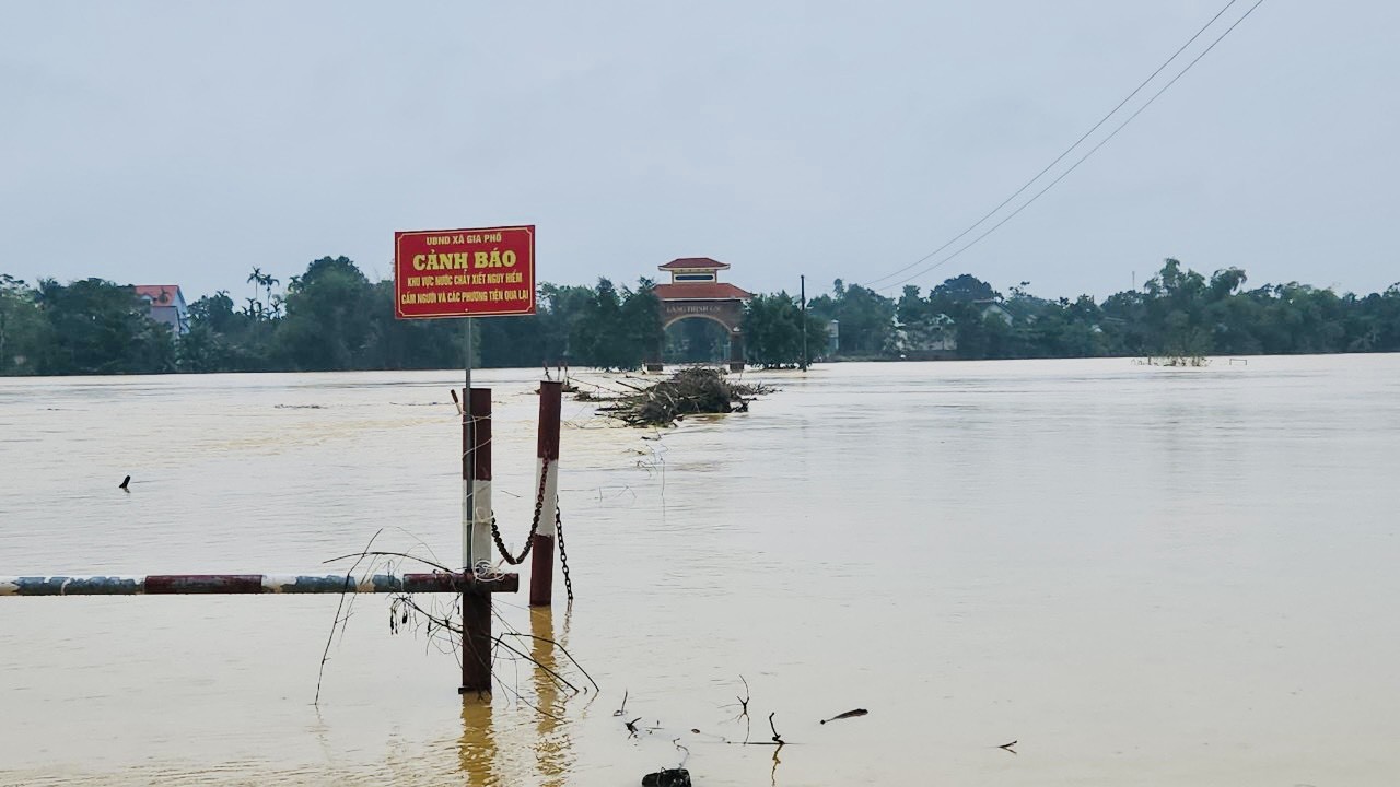 Dân sinh - Hà Tĩnh: Mưa giảm, lũ đang rút dần (Hình 2).