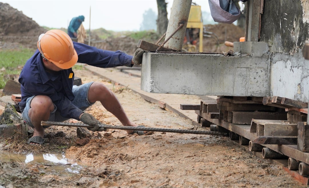 Văn hoá - Xem “thần đèn” di chuyển cổng đền hơn 200 tuổi tại Hà Tĩnh (Hình 5).