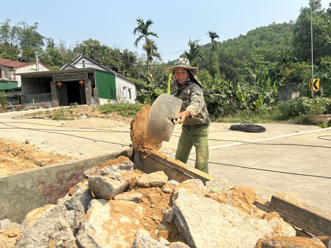 Dân sinh - Nhọc nhằn mưu sinh trong nắng nóng kỷ lục (Hình 4).