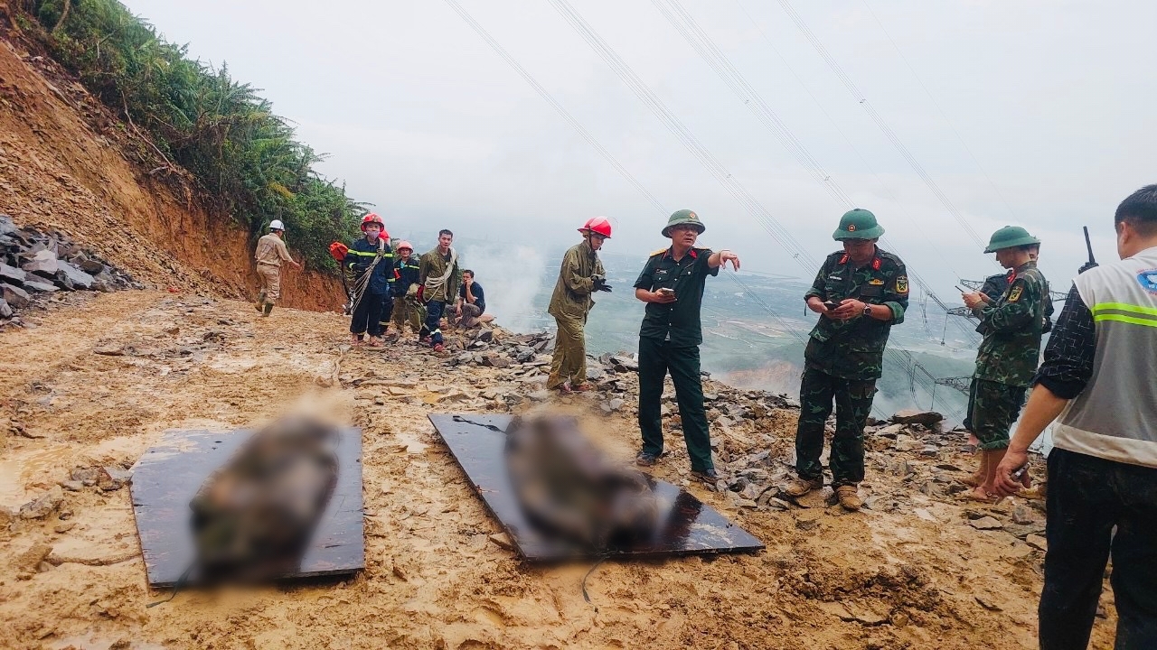 Dân sinh - Nước mắt trên đỉnh Hoành Sơn (Hình 3).