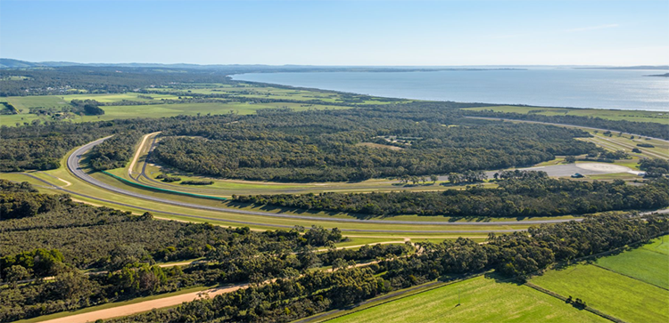 Hồ sơ doanh nghiệp - VinFast rao bán trung tâm thử nghiệm xe ở Australia