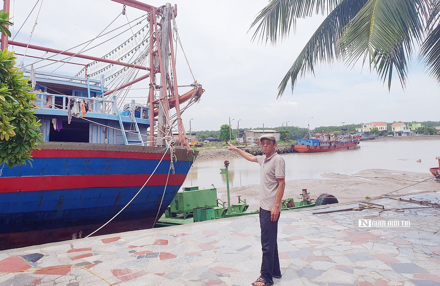 Dân sinh - Trưởng Liên tập đoàn đánh cá biển làm bảo vệ ủy ban xã (Hình 4).