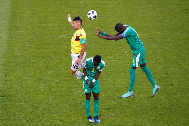 Ảnh: Thắng kịch tính Senegal, Colombia vào vòng knock-out