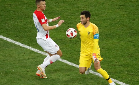 Đánh bại thuyết phục Croatia 4-2, Pháp lần thứ 2 vô địch World Cup (Hình 9).