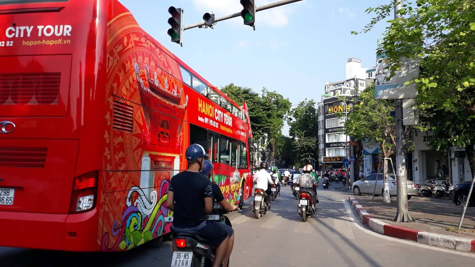 Tin nhanh - Xe buýt 2 tầng mở thêm tuyến: Sở nói cần, chuyên gia khẳng định không khả thi (Hình 2).