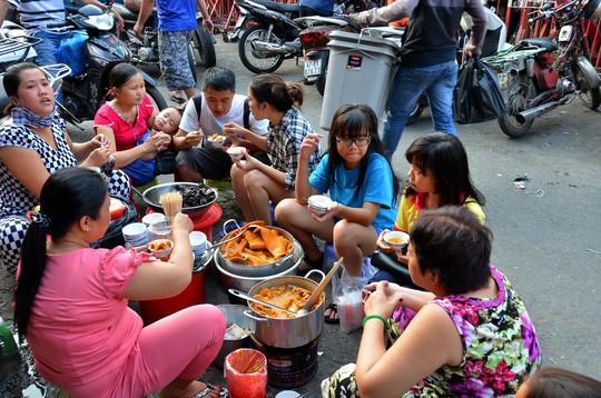 Tin nhanh - Thuế nợ nghìn tỷ chưa thu nổi, sao vội thu thuế xe ôm? (Hình 2).