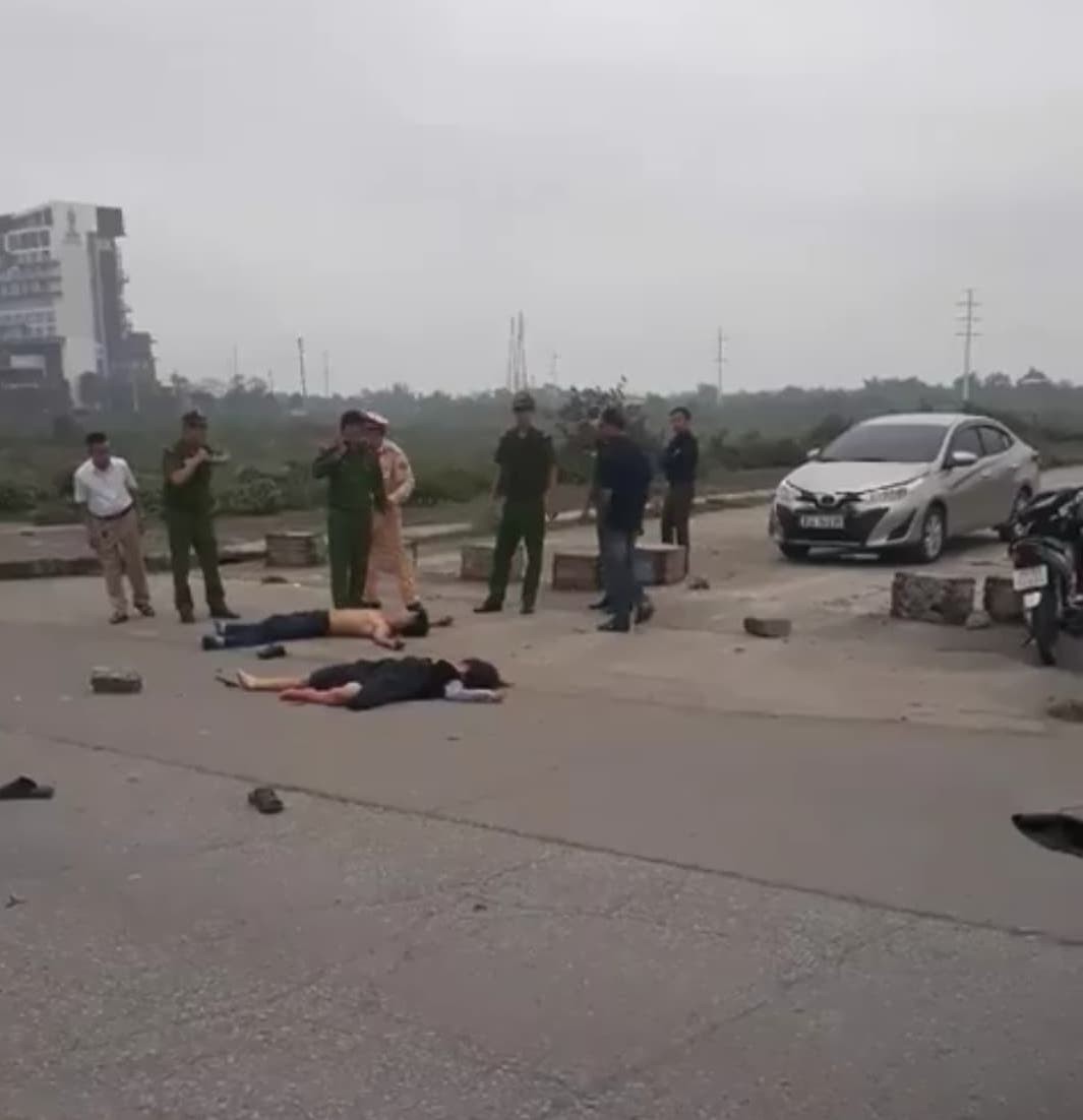 An ninh - Hình sự - Nghi án mâu thuẫn tình cảm, nam thanh niêm đâm chết bạn gái rồi tự tử