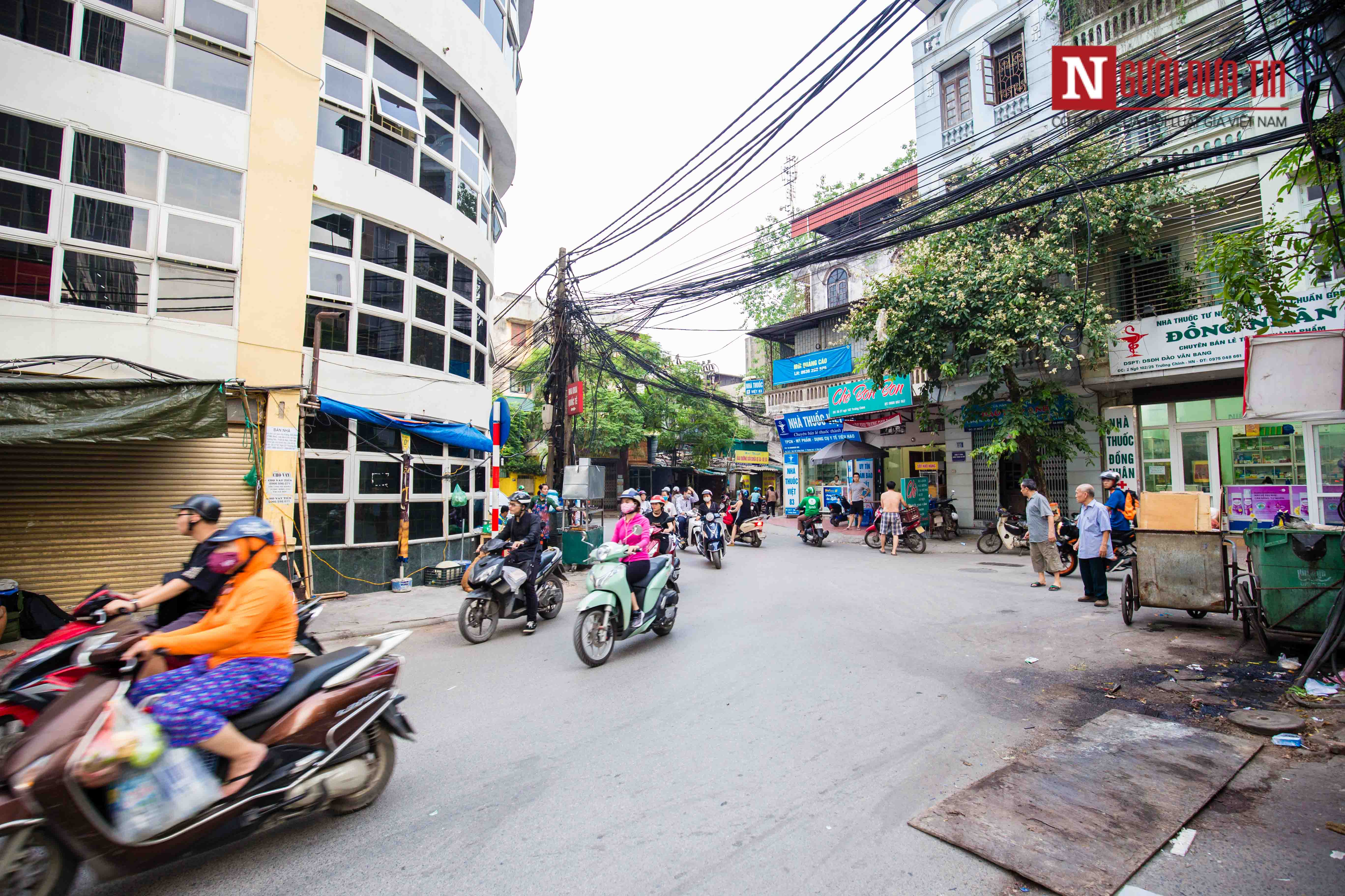 Bất động sản - Dự án trong ngõ 102 Trường Chinh được Chủ tịch TP.Hà Nội “điểm mặt” sai phạm: Mở đường kiểu nắn “cong ít thành cong nhiều” (Hình 2).