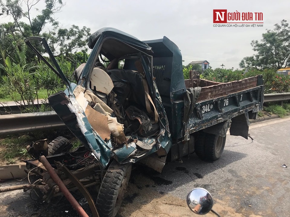 Tin nhanh - Vụ tai nạn kinh hoàng ở Hải Dương: 'Muộn hơn chút nữa, số nạn nhân sẽ còn tăng lên' (Hình 3).