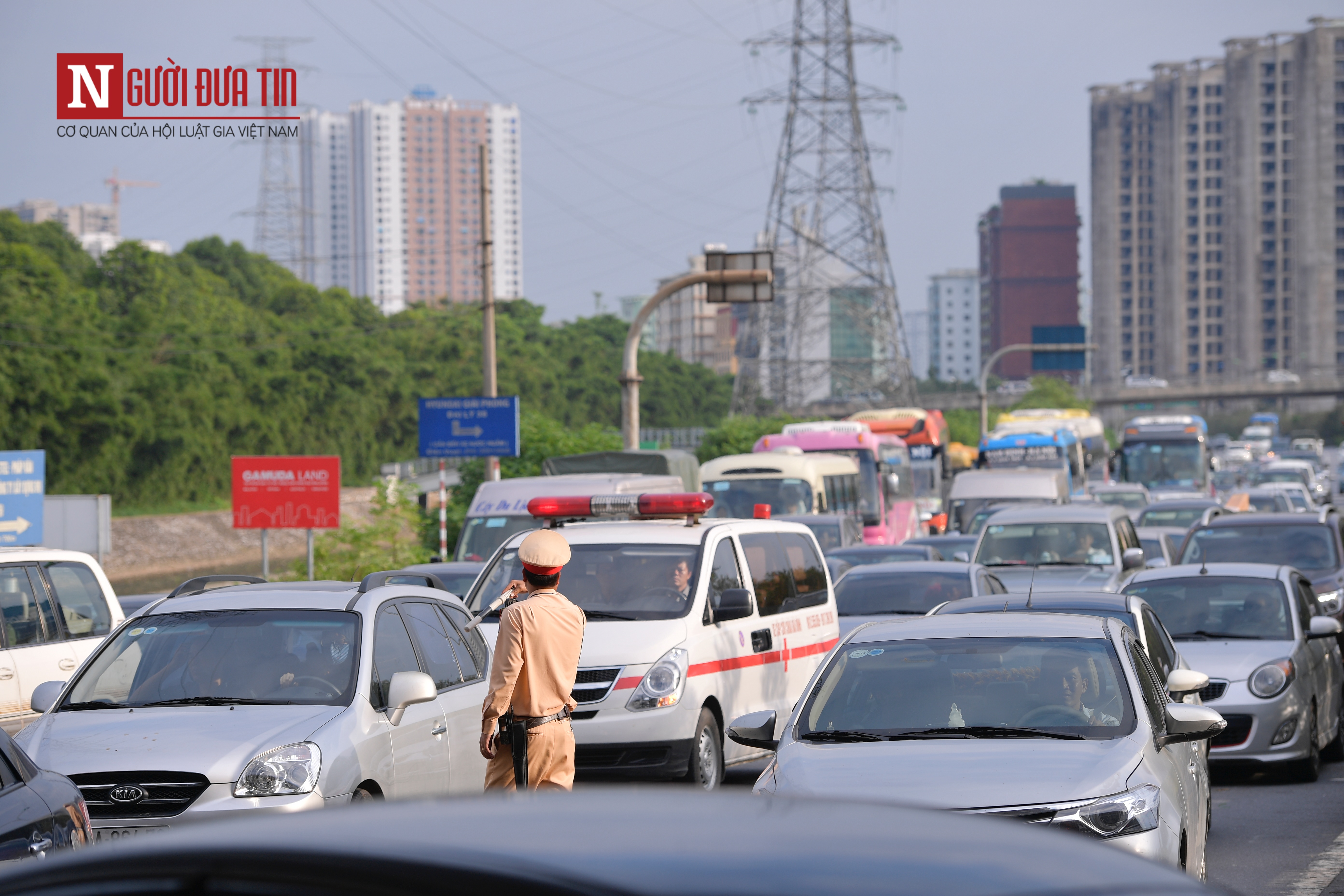 Tin nhanh - Cửa ngõ Thủ đô ùn tắc kéo dài sau kỳ nghỉ 2/9 (Hình 8).