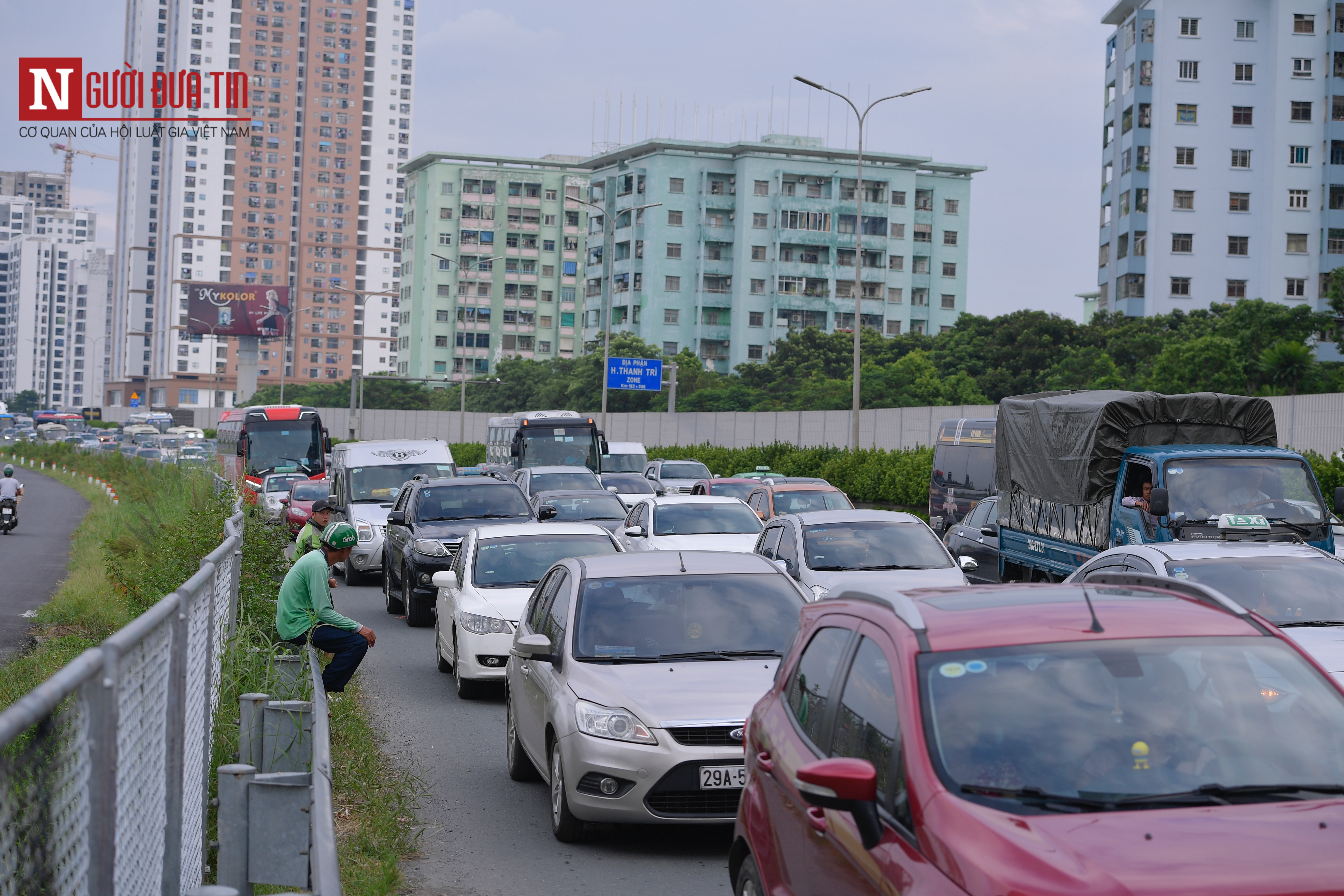 Tin nhanh - Cửa ngõ Thủ đô ùn tắc kéo dài sau kỳ nghỉ 2/9 (Hình 3).