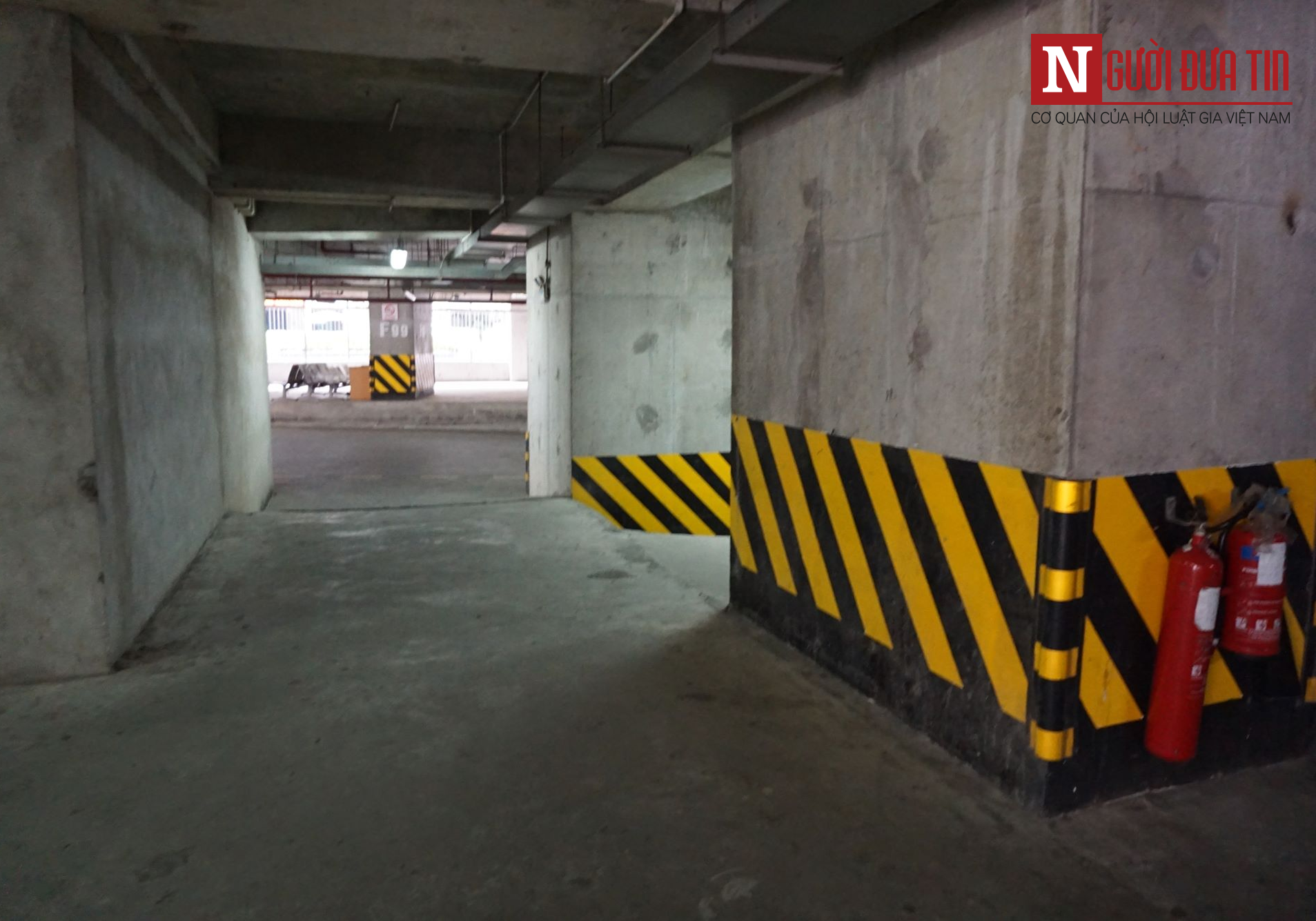 An ninh - Hình sự - Ban quản lý chưng cư Mipec Long Biên: Người đàn ông bị tố sàm sỡ không giống say rượu (Hình 2).