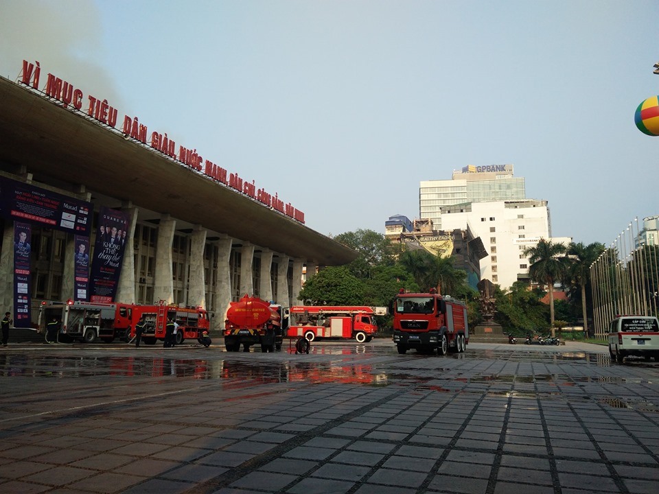 Tin nhanh - Cháy lớn tại Cung văn hoá hữu nghị Việt - Xô (Hình 6).